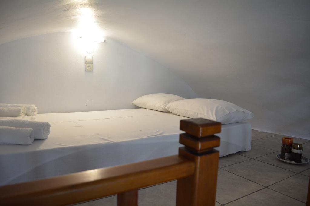 Volta Stonehouse Apartments Fratsia Buitenkant foto