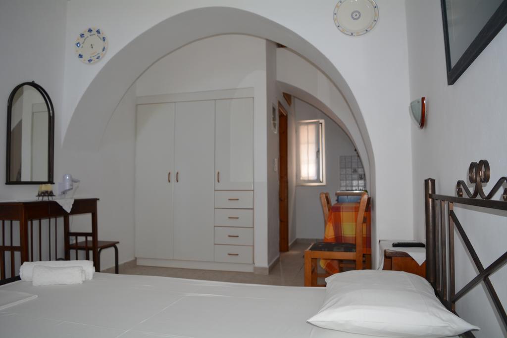 Volta Stonehouse Apartments Fratsia Buitenkant foto