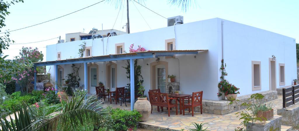 Volta Stonehouse Apartments Fratsia Buitenkant foto