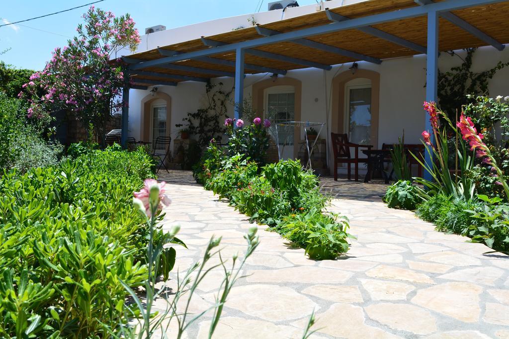Volta Stonehouse Apartments Fratsia Buitenkant foto